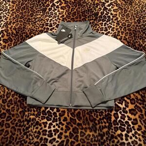 Nike Women's Grey and Multi Jacket